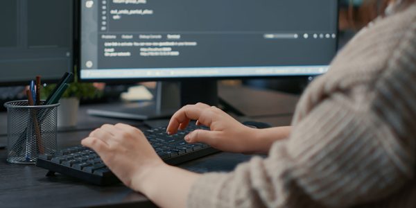 Aplikasi Ecomerce dengan Semua Bahasa Pemograman